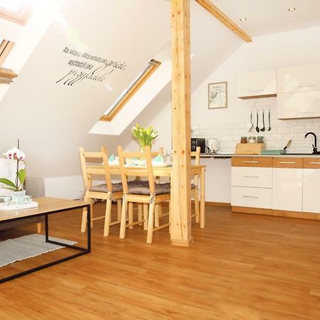 Apartament W Rynku Устшики Долне Екстериор снимка